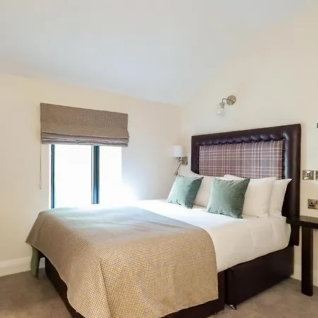 The Central House Clifden 酒店