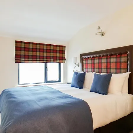 酒店 The Central House Clifden 克利夫登