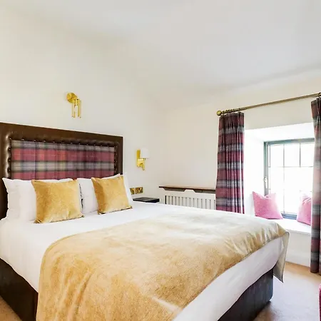 The Central House Clifden 酒店 *