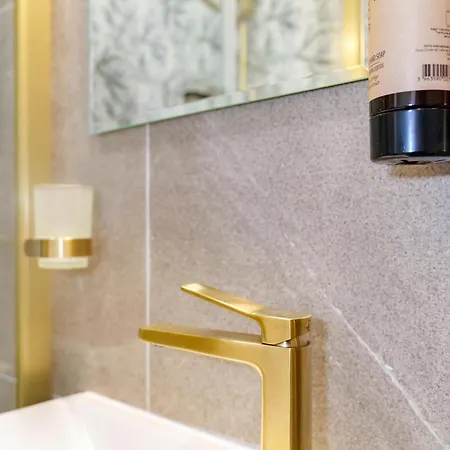 Hotel The House Clifden