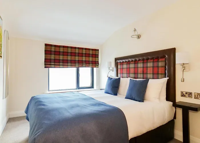 מלון The House קליפדן