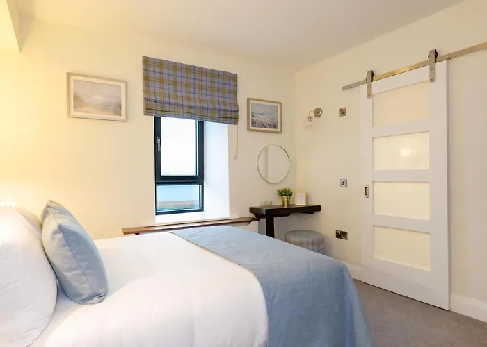 The House Szálloda *