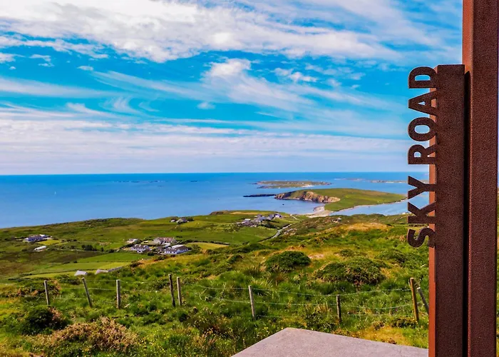 The House מלון קליפדן